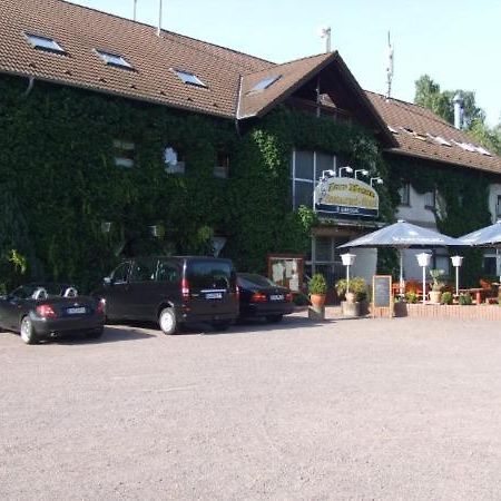 Hotel Restaurant Zur Hexe Überherrn Dış mekan fotoğraf