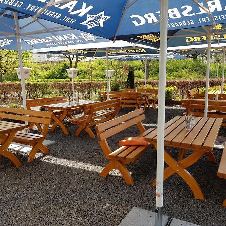 Hotel Restaurant Zur Hexe Überherrn Dış mekan fotoğraf