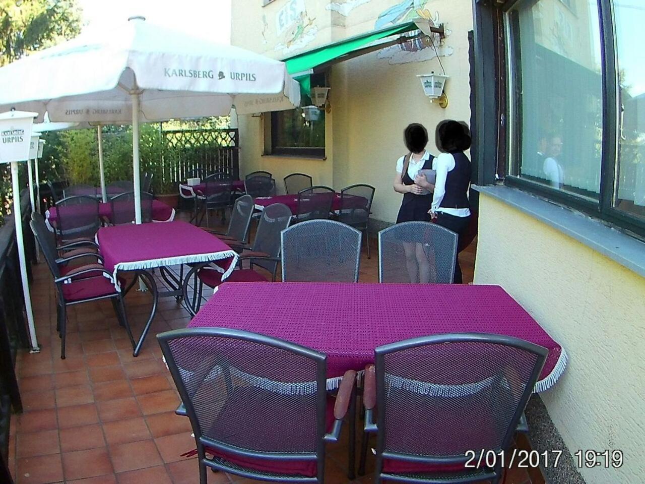 Hotel Restaurant Zur Hexe Überherrn Dış mekan fotoğraf